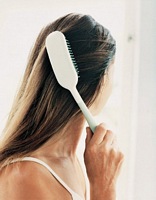 Etac Beauty Comb And Hair Brush 1