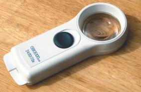 Coil Led Illuminated Pocket Magnifier