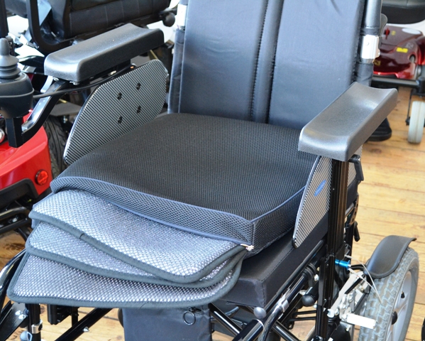 Treat-lite Wheelchair Cushion