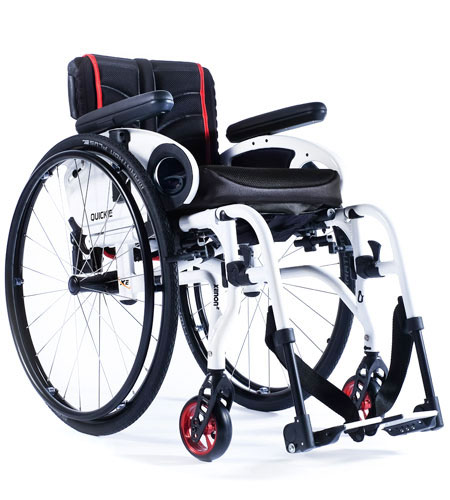 Quickie Xenon2 Swing Away Wheelchair