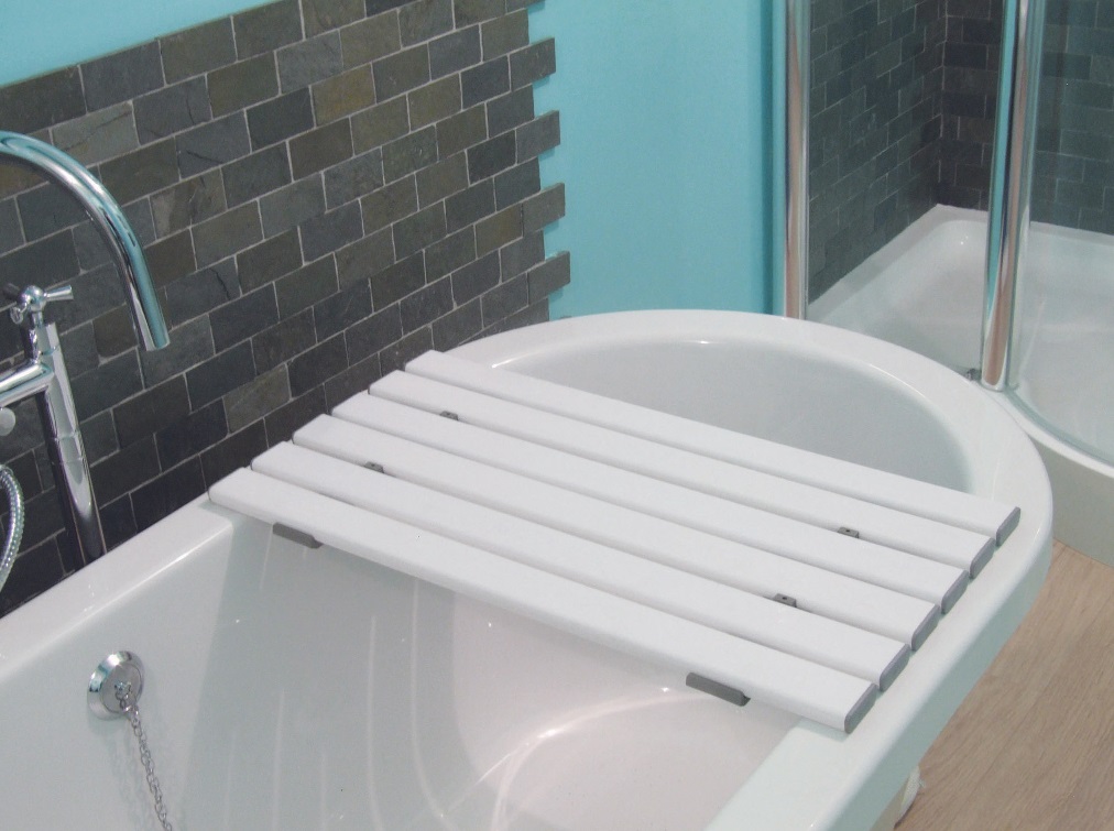 Medina Reinforced Plastic Shower And Bath Board 2