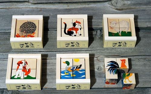 Wooden Cube Puzzles 1