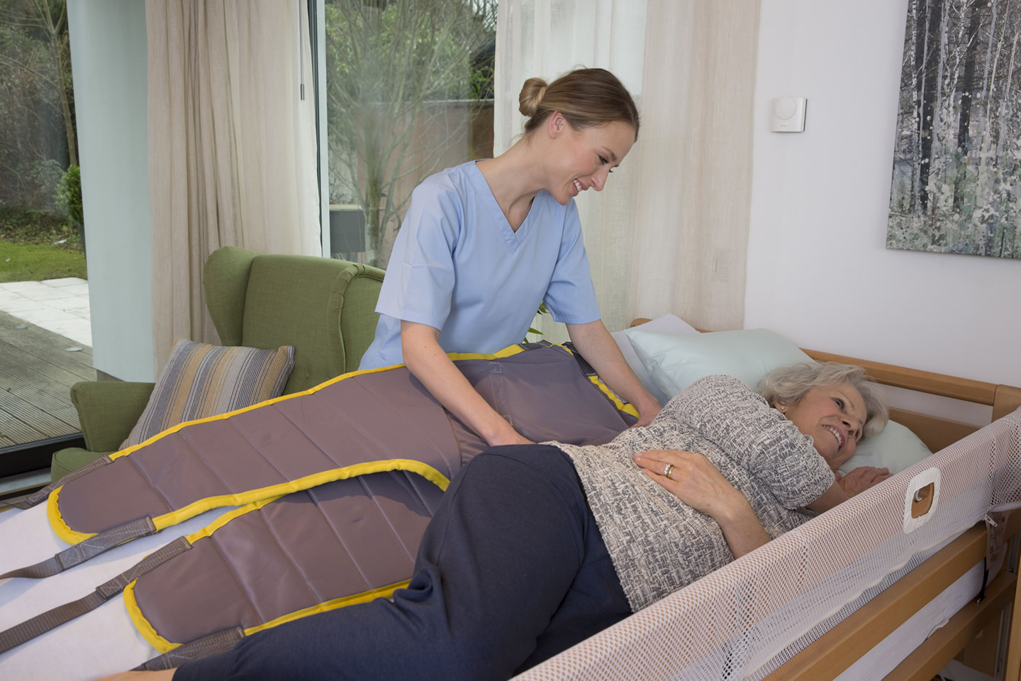Soft Tilt Patient Re-positioning And Pressure Care Bed System 2