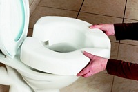 Image of Novelle Clip-on Raised Toilet Seat 